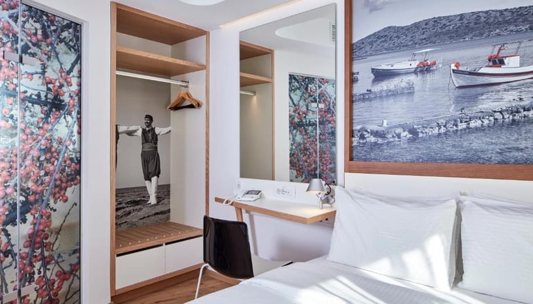 4* Olive Green Hotel